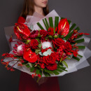 Авторский букет Экзотика с розами и экзотическими цветами maxi