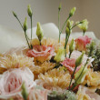 Букет «Скромная улыбка» с хризантемой и розой вид 3