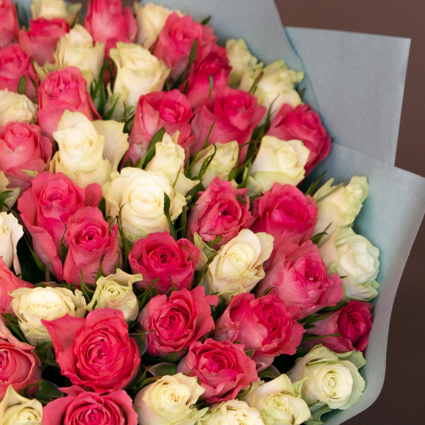 Букет из 101 белой и розовой кенийской розы вид 1